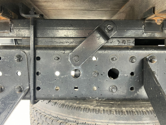 三菱 キャンター TKG-FEA50(2WD)の写真12