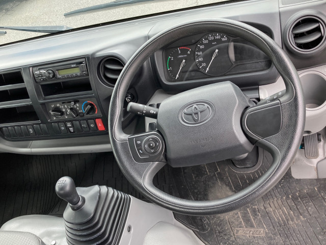 トヨタ ダイナ 2RG-XZU720(2WD)の写真18
