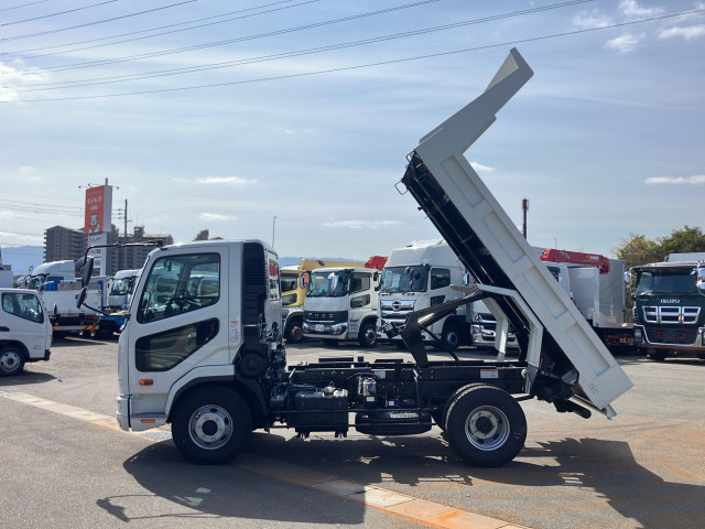 三菱 ファイター 2KG-FK72F(2WD)の写真5