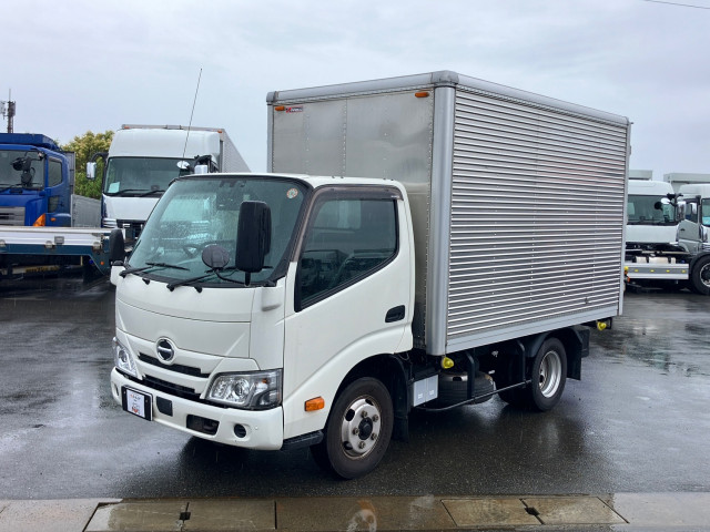 日野 デュトロ 2RG-XZC605M(2WD)の写真1