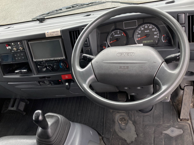 いすゞ エルフ TKG-NPR85AN(2WD)の写真21