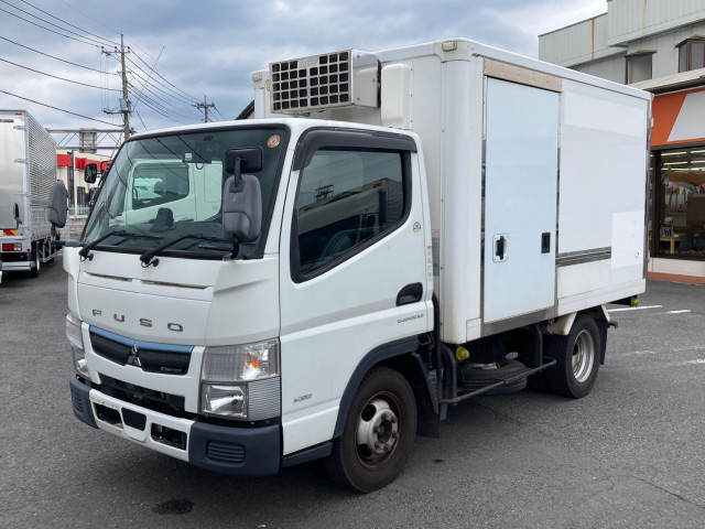 三菱 キャンター 2TG-FBA00(2WD)の写真1