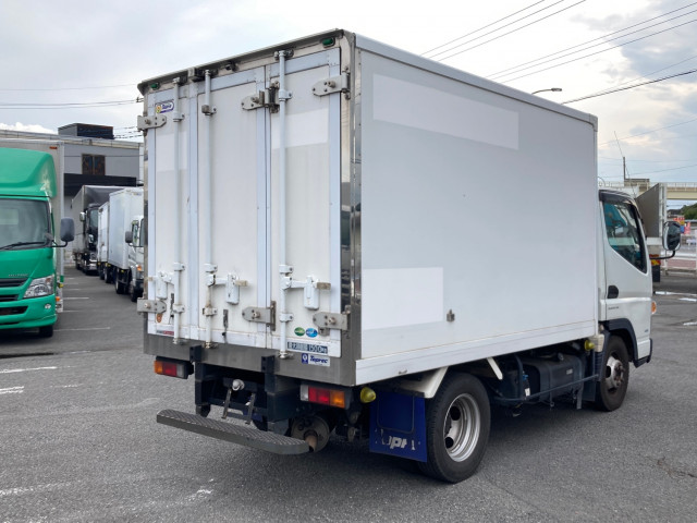 三菱 キャンター 2TG-FBA00(2WD)の写真3