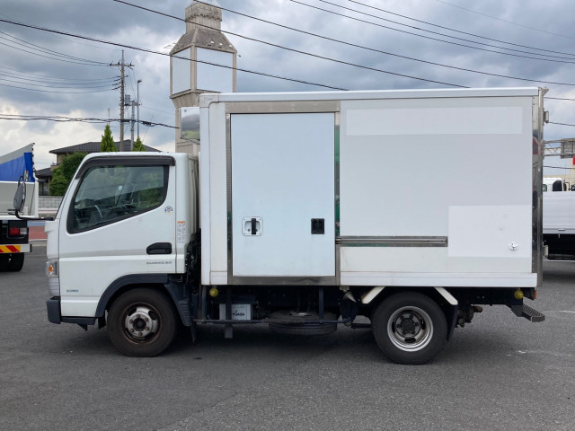 三菱 キャンター 2TG-FBA00(2WD)の写真5