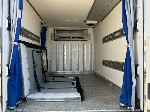 トヨタ ダイナ 2RG-XZC605(2WD)の写真8