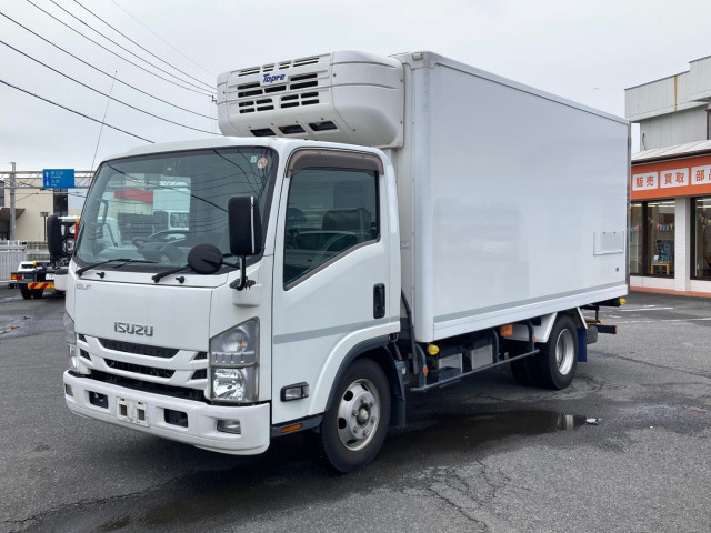 いすゞ エルフ 2RG-NPR88AN(2WD)の写真1