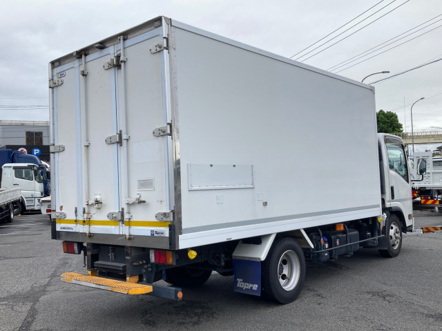 いすゞ エルフ 2RG-NPR88AN(2WD)の写真3