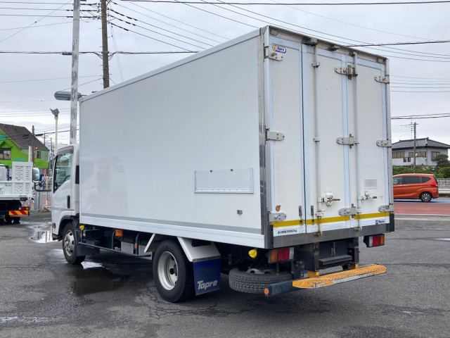 いすゞ エルフ 2RG-NPR88AN(2WD)の写真4