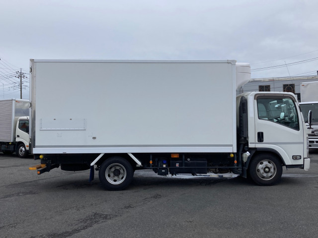 いすゞ エルフ 2RG-NPR88AN(2WD)の写真6
