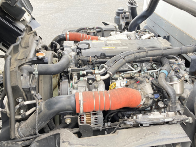 いすゞ エルフ 2RG-NPR88AN(2WD)の写真14