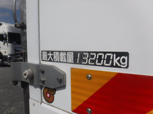 日野 プロフィア 2DG-FW1AHJ(8x4)の写真20