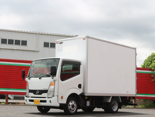 日産 アトラス CBF-SQ2F24 2WD