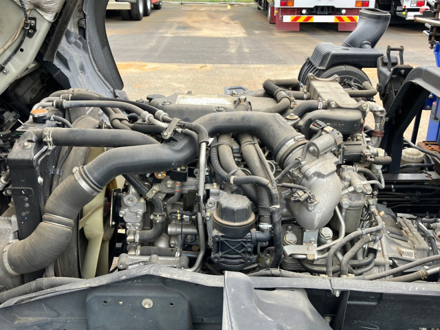 いすゞ フォワード SKG-FSR90S2(2WD)の写真17