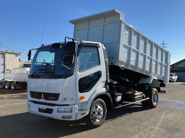 三菱 ファイター 2KG-FK72F 2WD