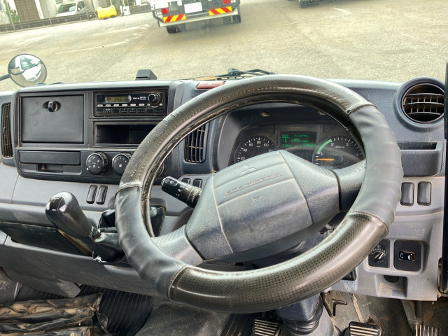 三菱 キャンター TKG-FBA30(2WD)の写真21