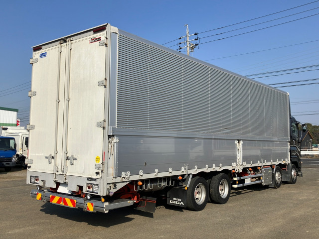 いすゞ ギガ 2PG-CYJ77C(8x4)の写真3