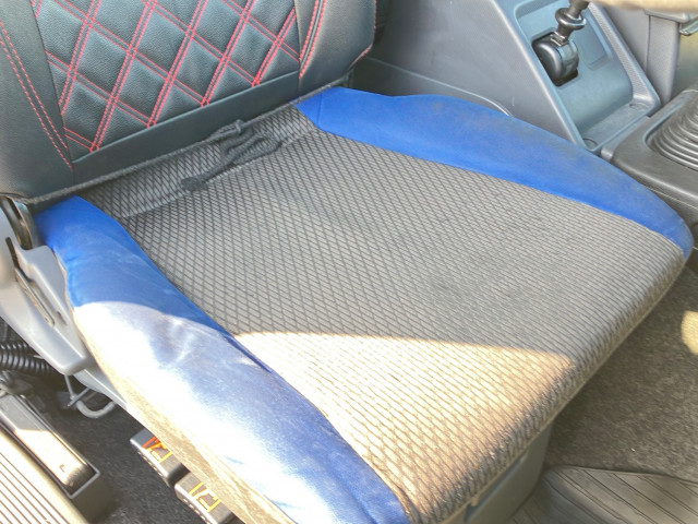 いすゞ ギガ 2PG-CYJ77C(8x4)の写真21