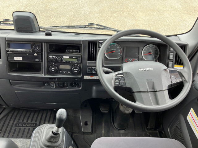 いすゞ フォワード 2RG-FRR90T2(2WD)の写真23
