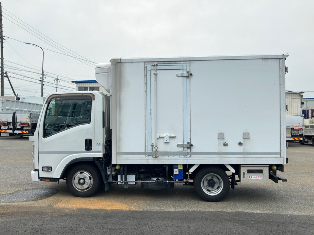 いすゞ エルフ TPG-NLR85AN(2WD)の写真5