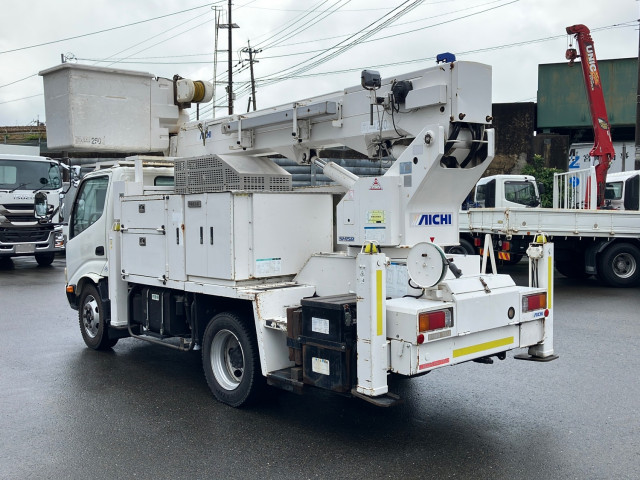 日野 デュトロ BDG-XZU334改(2WD)の写真4