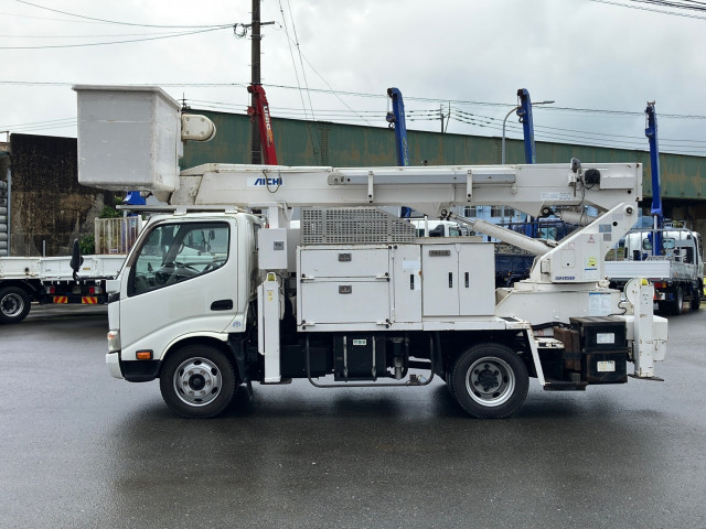 日野 デュトロ BDG-XZU334改(2WD)の写真5