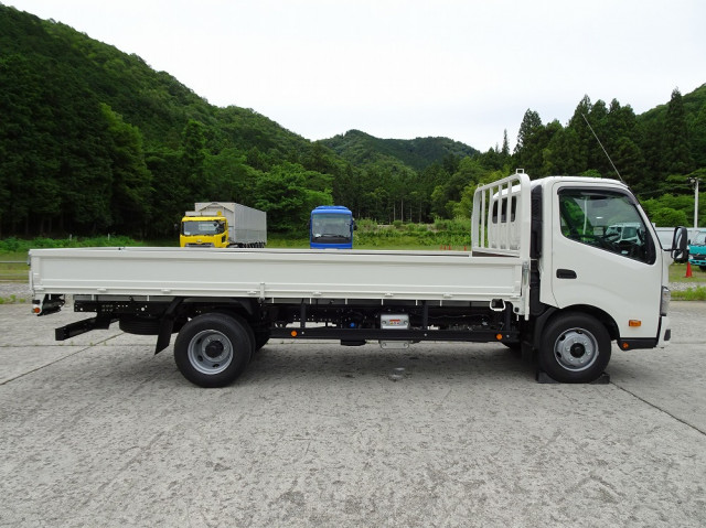 日野 デュトロ 2WG-XZU721M(2WD)の写真15