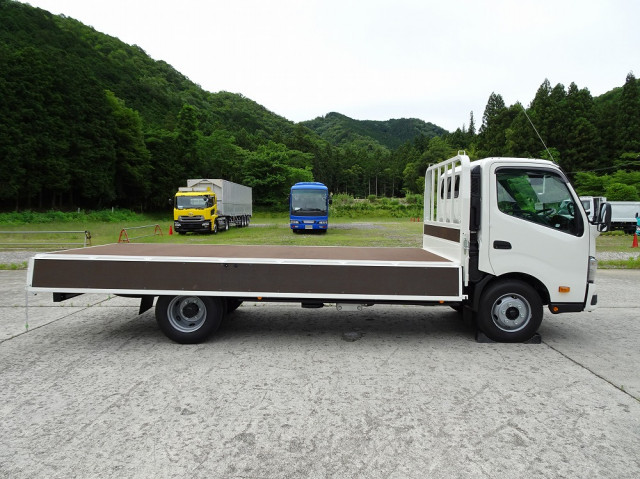 日野 デュトロ 2WG-XZU721M(2WD)の写真16