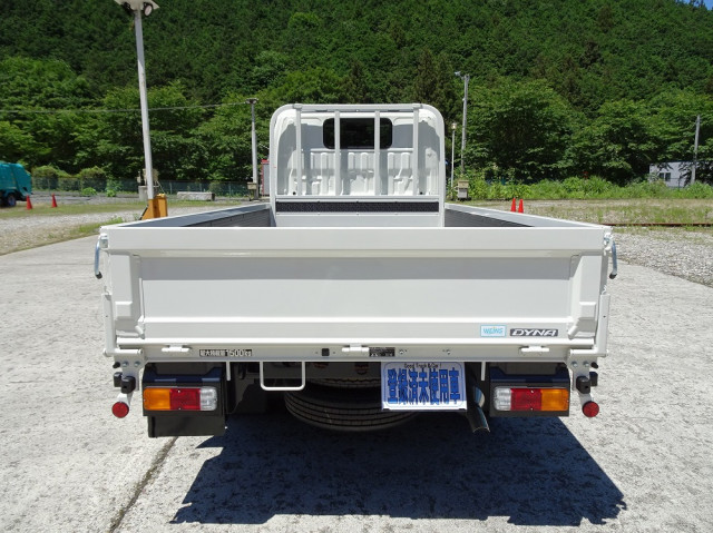 トヨタ ダイナ 2WG-GDY282(4WD)の写真3