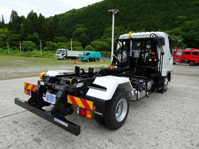 三菱 ファイター 2KG-FK62F(2WD)の写真2