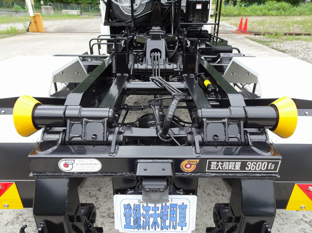 三菱 ファイター 2KG-FK62F(2WD)の写真17