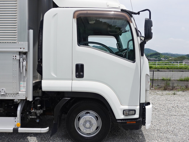 いすゞ フォワード TKG-FRR90T2(2WD)の写真4