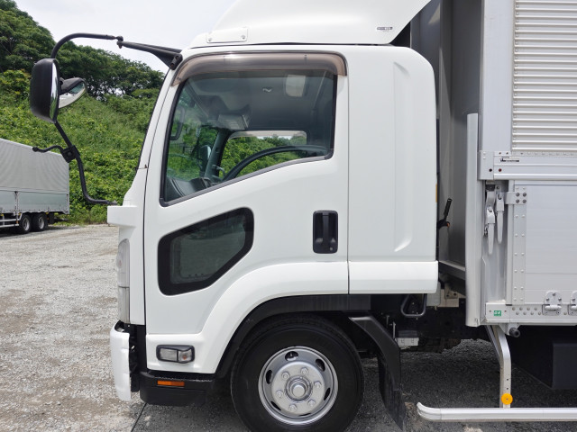 いすゞ フォワード TKG-FRR90T2(2WD)の写真9