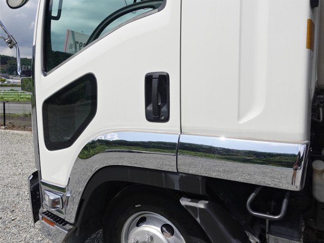 いすゞ フォワード TKG-FRR90T2(2WD)の写真13