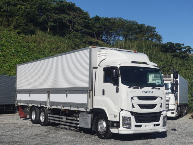いすゞ ギガ 2KG-CYL77C(6x2)の写真30
