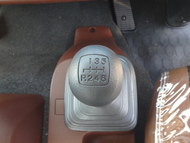 日野 レンジャー 2KG-GD2ABA(2WD)の写真24