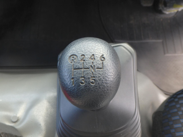 日野 デュトロ 2KG-XZU710M(2WD)の写真26