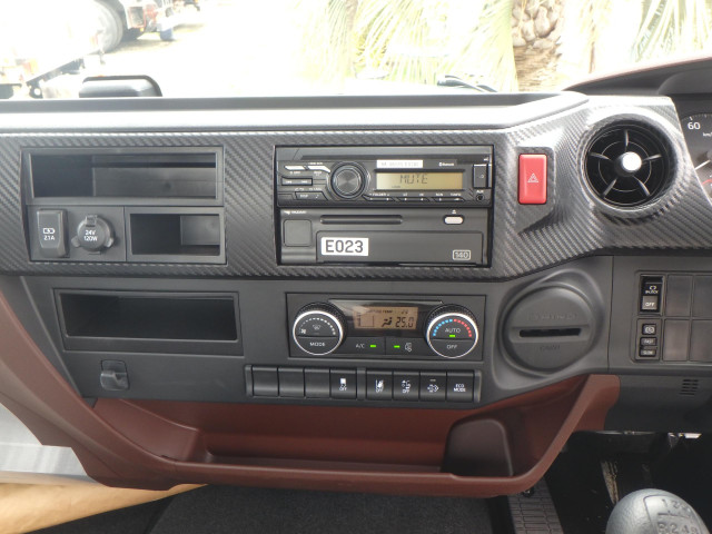 日野 レンジャー 2KG-FJ2ACA(2WD)の写真20