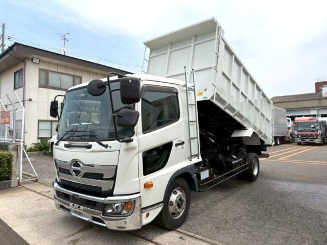 日野 レンジャー 2KG-FD2ABAの写真1
