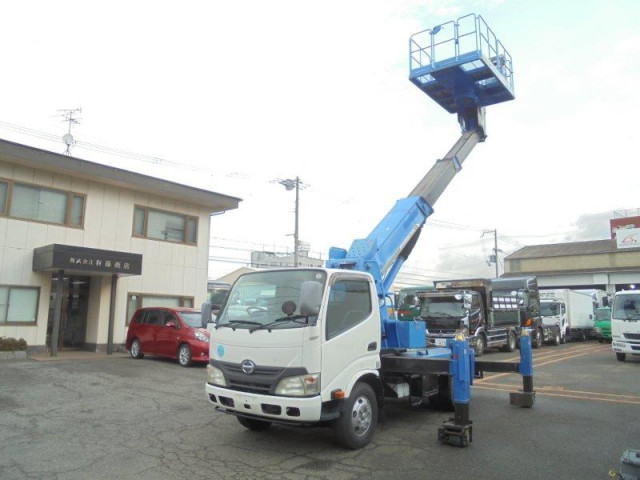 デュトロ 高所作業車