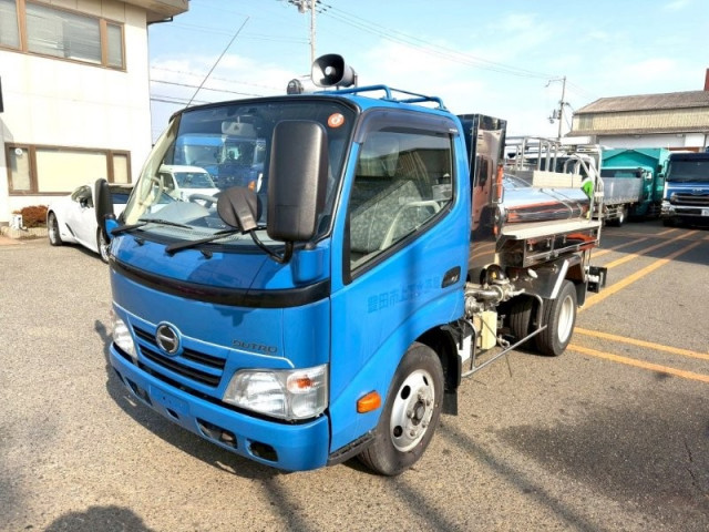 日野 デュトロ BDG-XZU308M 2WD