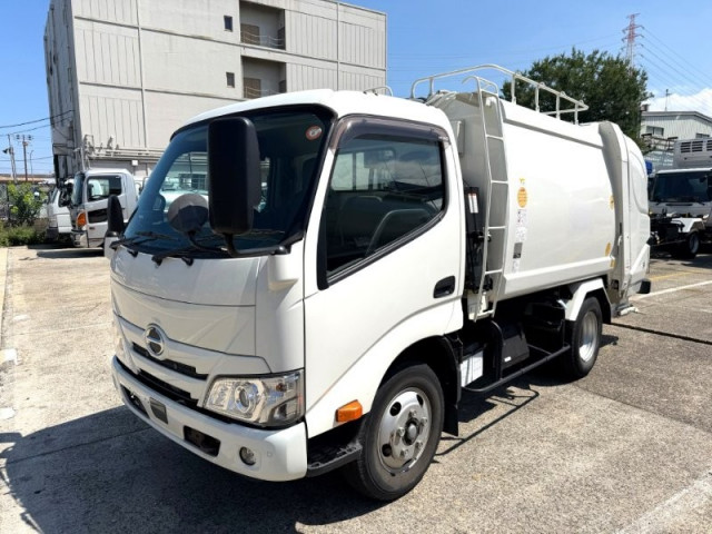日野 デュトロ 2RG-XZU605X(2WD)の写真1