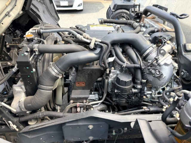 いすゞ フォワード 2RG-FRR90S2の写真21