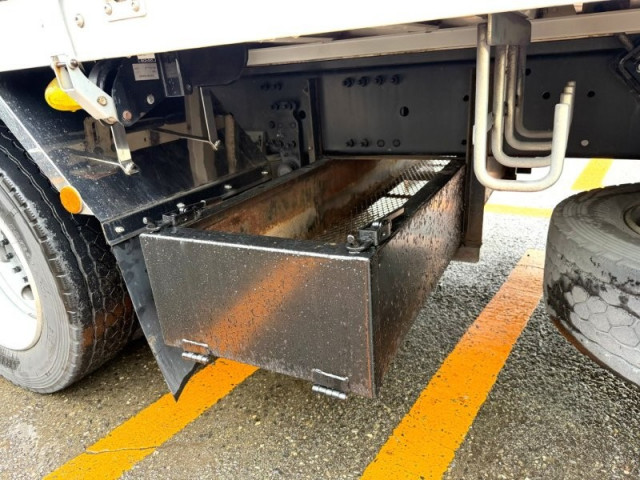 UD クオン 2PG-CG5CA(8x4)の写真21