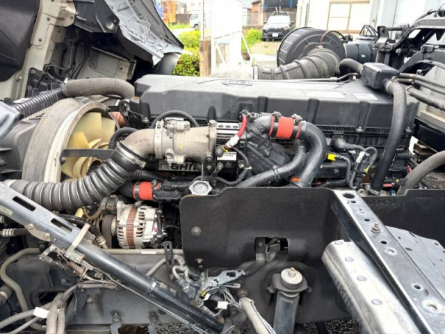 UD クオン 2PG-CG5CA(8x4)の写真32