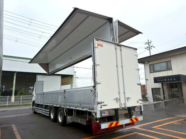 日野 プロフィア 2DG-FR1AHG(6x2)の写真8