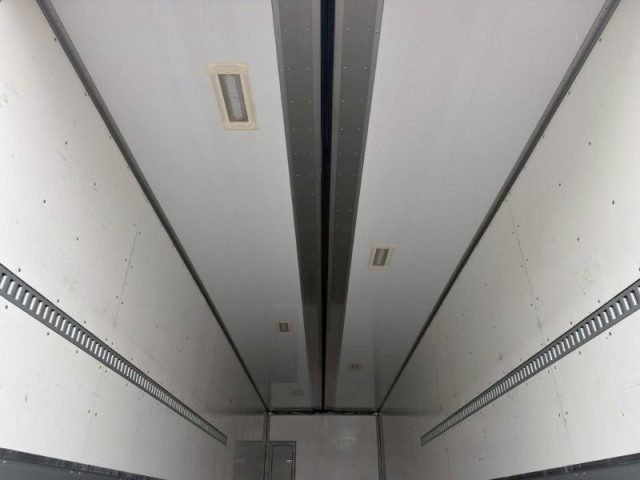 日野 プロフィア 2DG-FR1AHG(6x2)の写真11