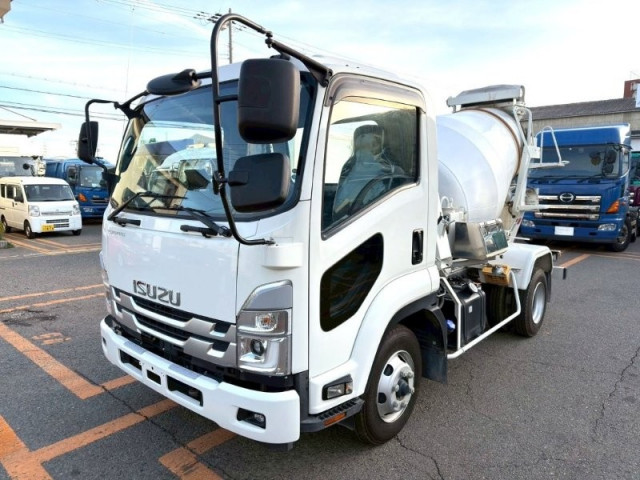 フォワード ミキサー車