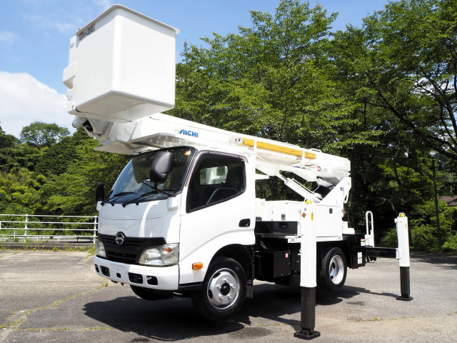 日野 デュトロ TKG-XZU600X 2WD