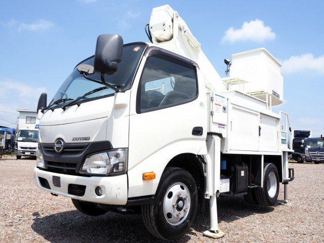 B2-181/XZC610 XZU600系 デュトロ ダイナ トヨエース 標準 純正 フロントバンパー 52111 日野 デュトロ 日野デュトロTPG-XZU600X2WD PB-XZU341M(2WD)｜中古トラックならトラック市 2KG-XZU600(2WD)｜中古トラックならトラック市 TKG