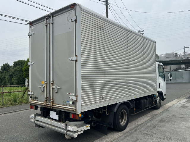 いすゞ エルフ SDG-NMR85AN(2WD)の写真3